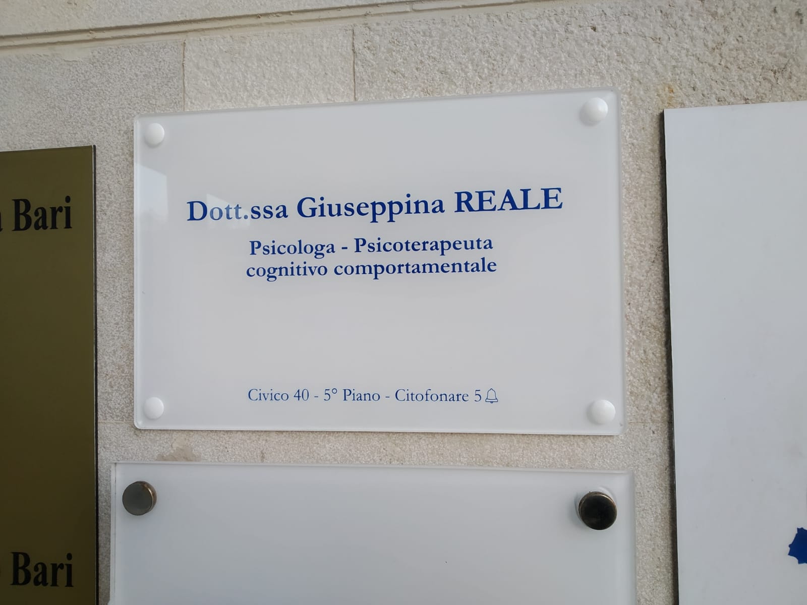 targa studio reale esterna